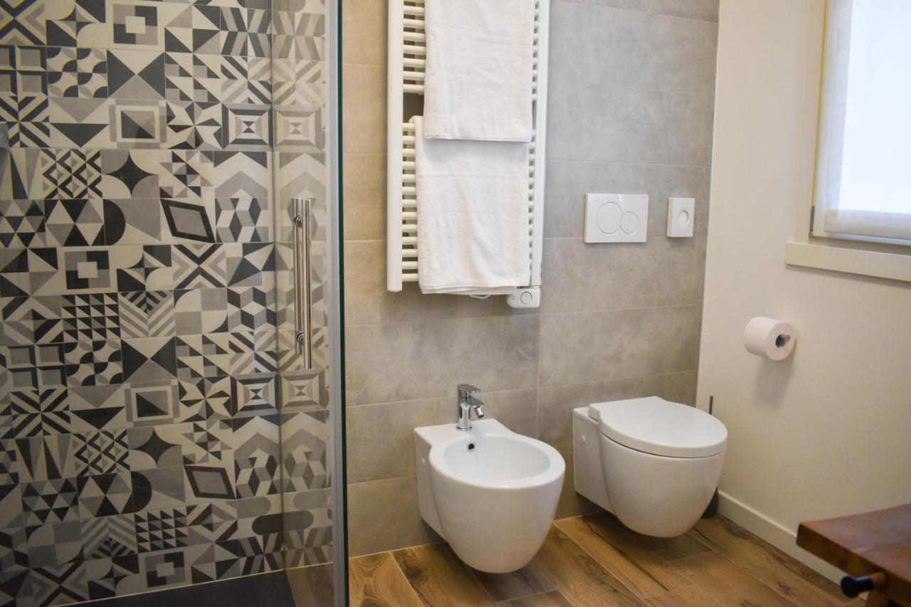 Bed And Breakfast Le Giale Castelnuovo del Garda Exterior foto